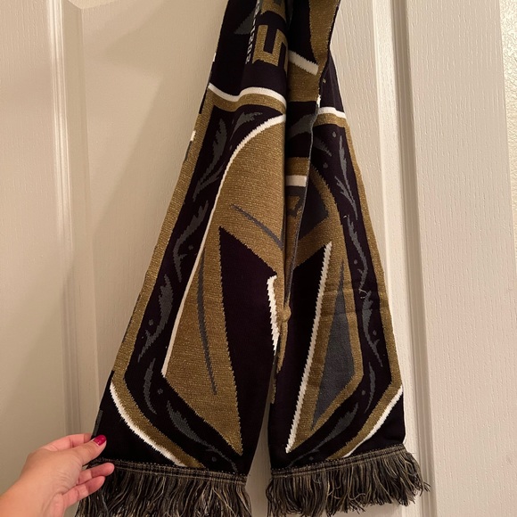 NEW Vegas Golden Knights Season Ticket Member Box Scarf - Picture 5 of 8